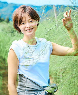 小林 涼子氏